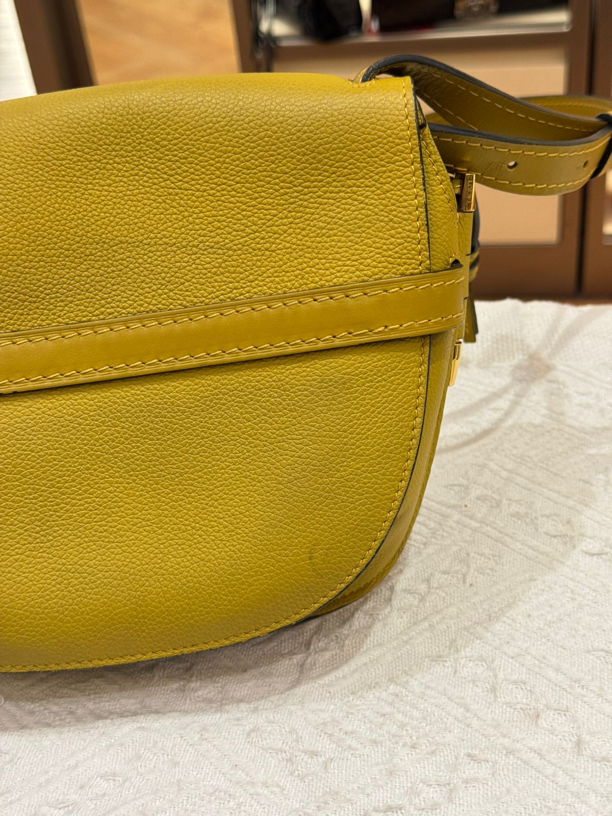 Loewe Gate Small