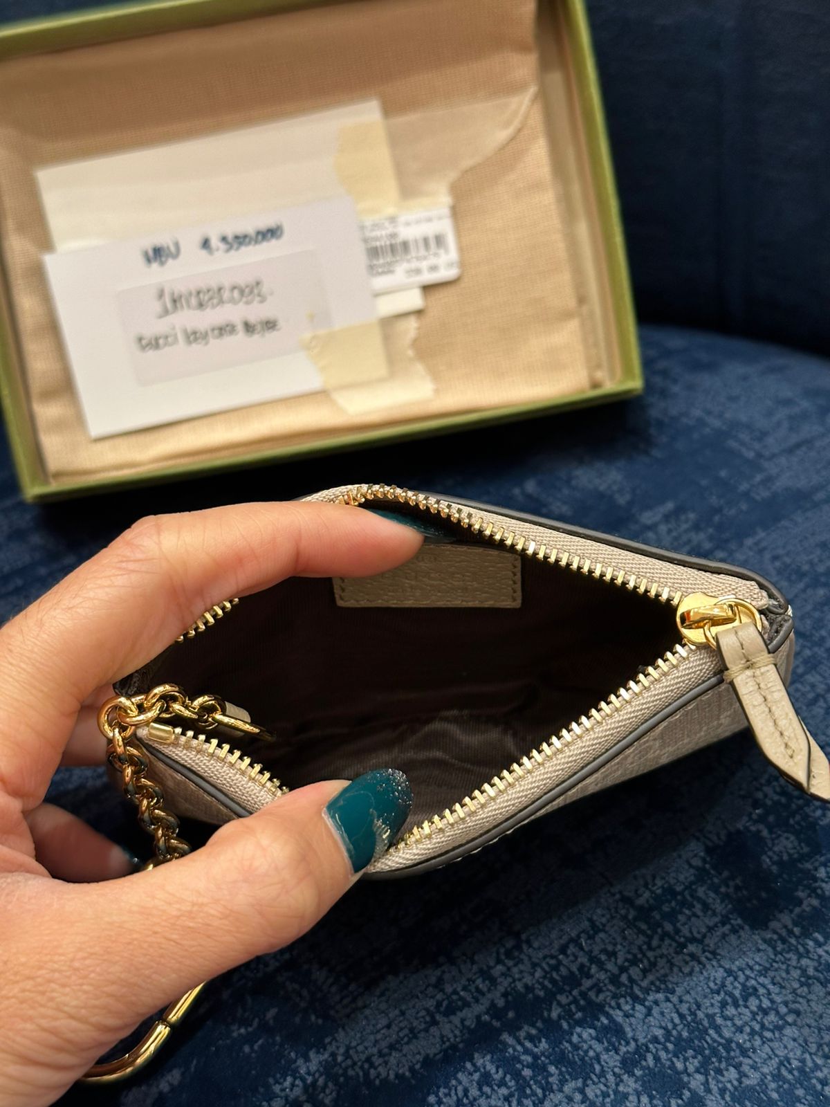 Gucci Key Pouch mono Beige