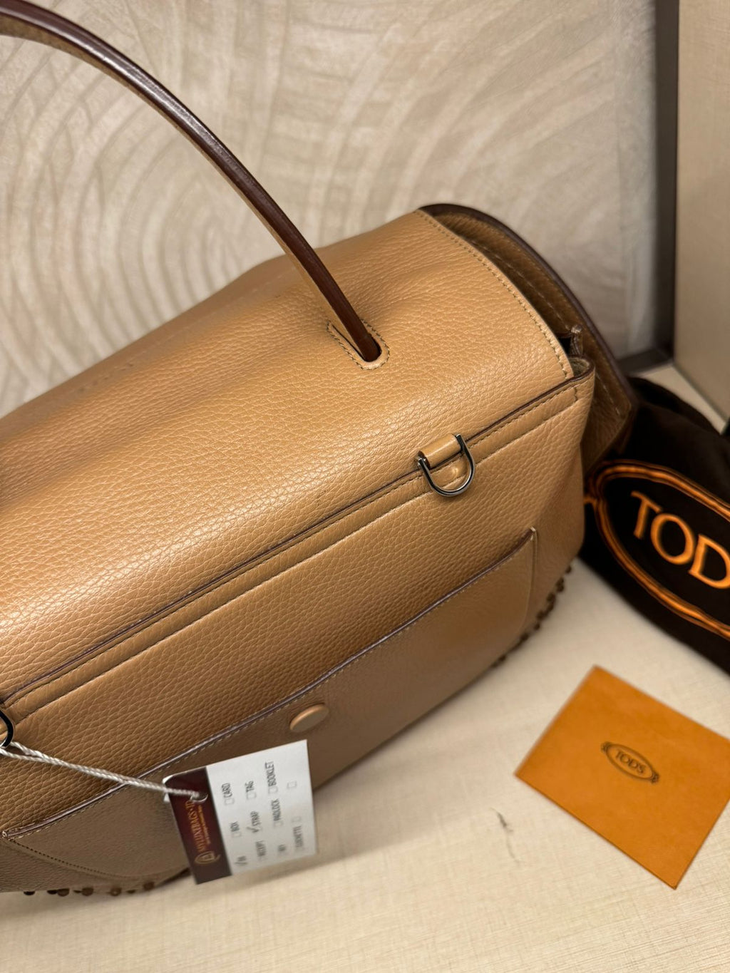 Tods Wave Medium