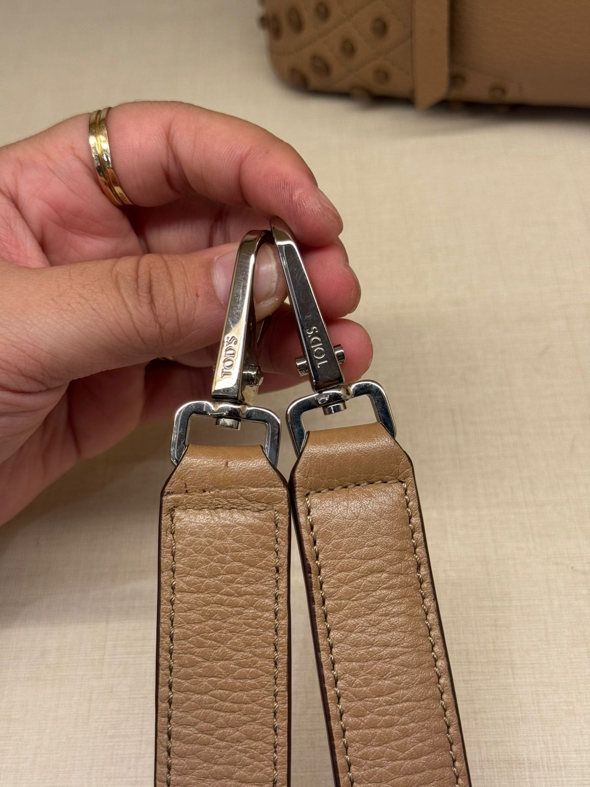 Tods Wave Medium