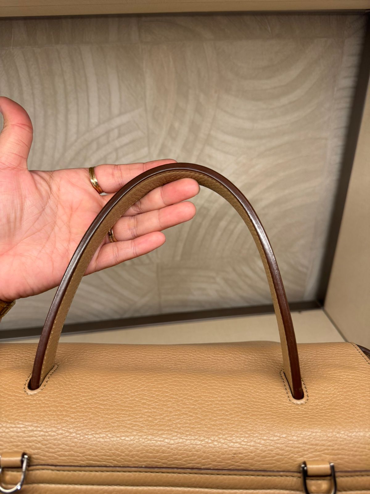 Tods Wave Medium