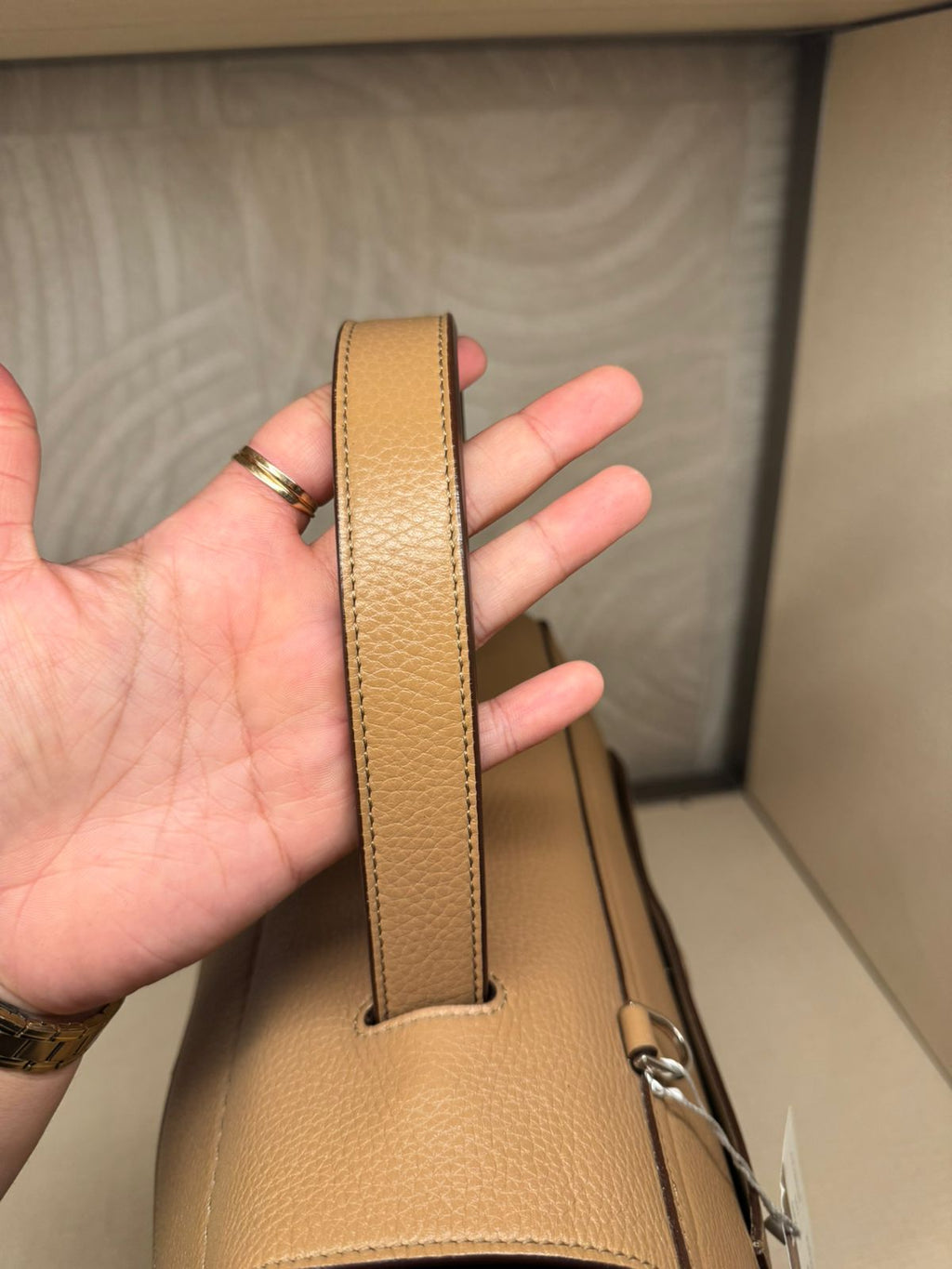 Tods Wave Medium