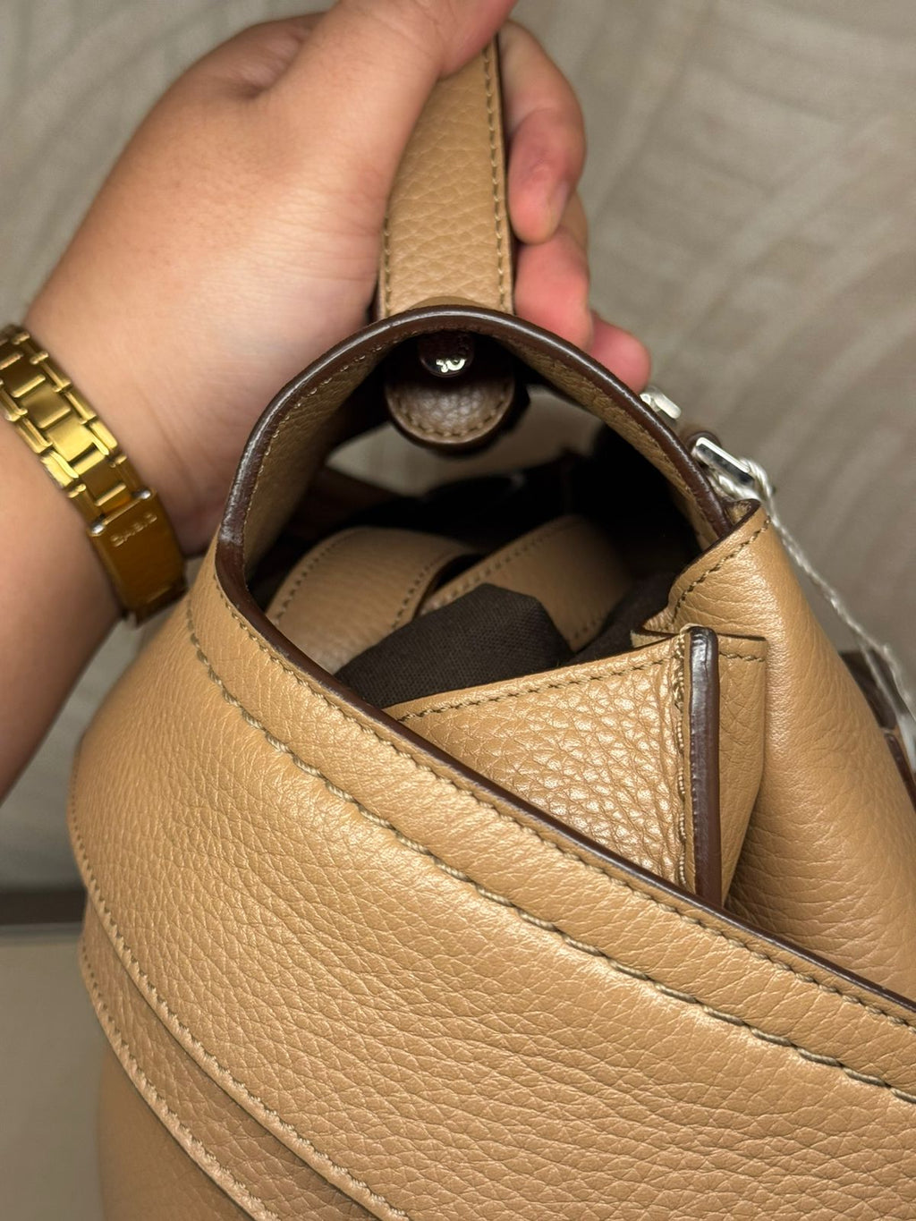 Tods Wave Medium