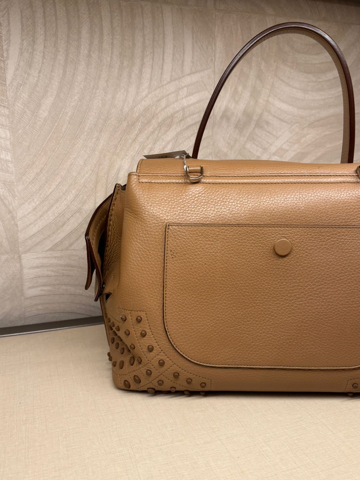 Tods Wave Medium