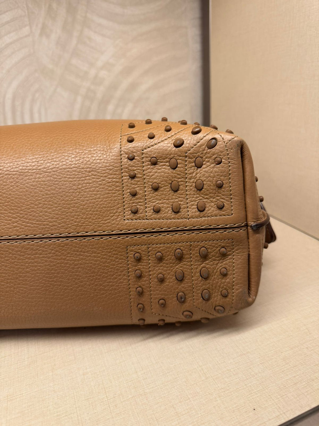 Tods Wave Medium