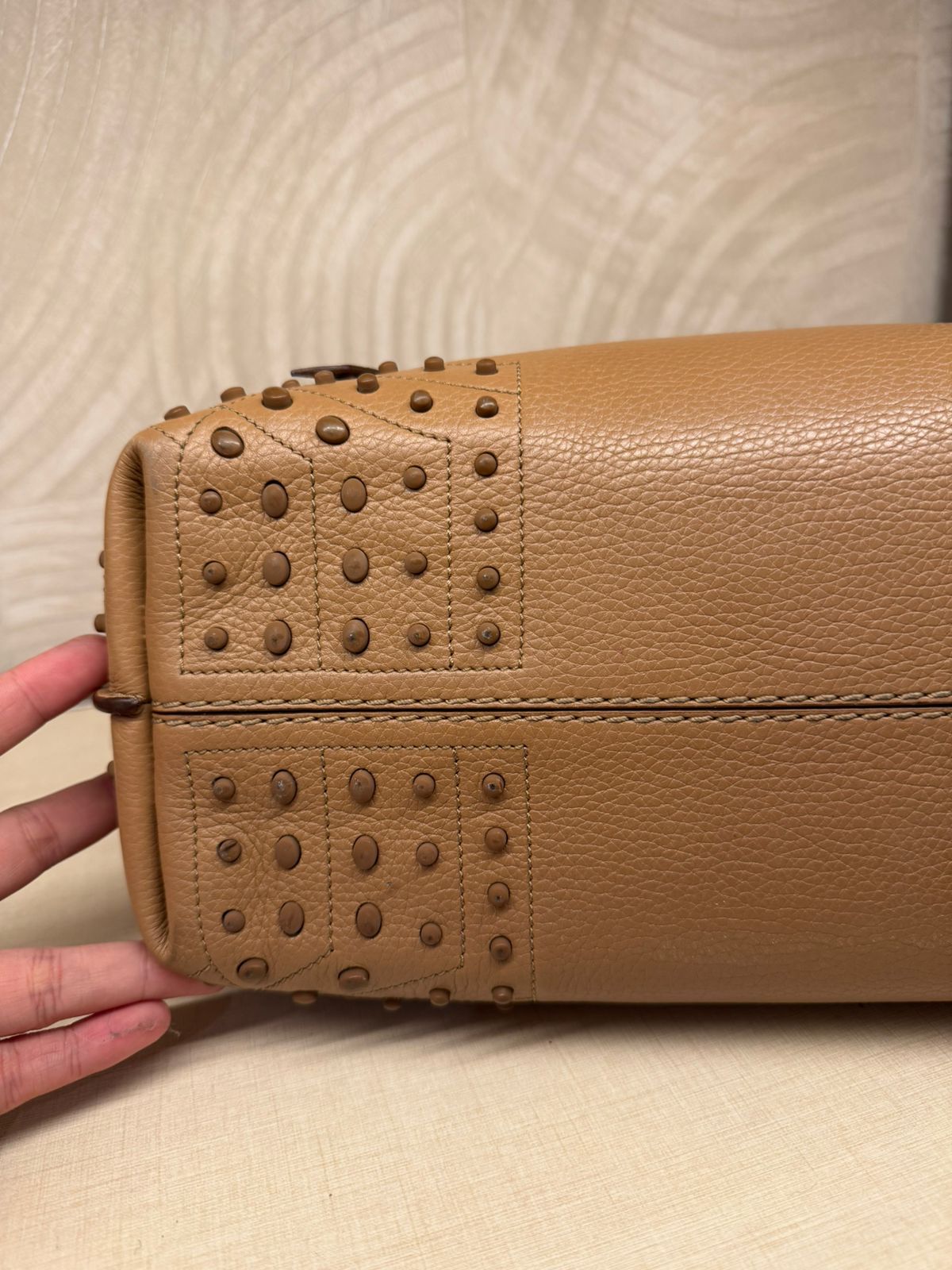 Tods Wave Medium