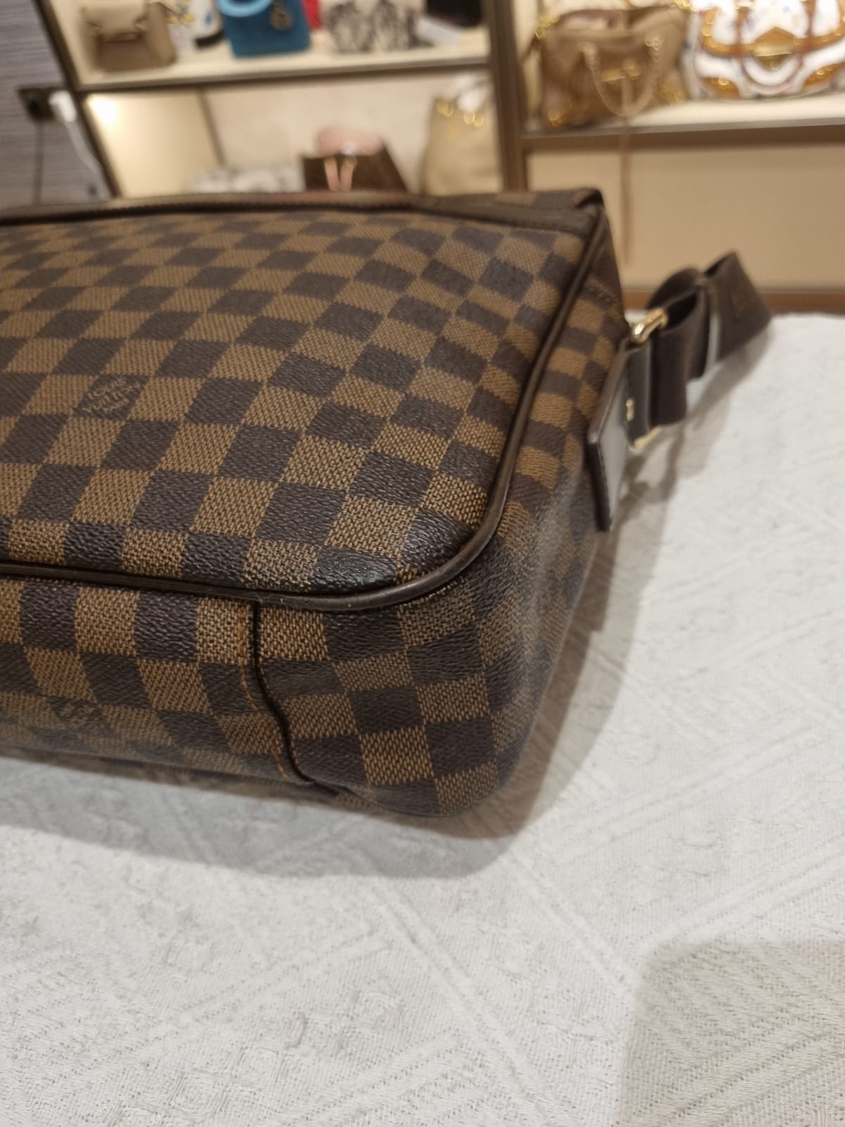 Louis Vuitton Mesenger Dam