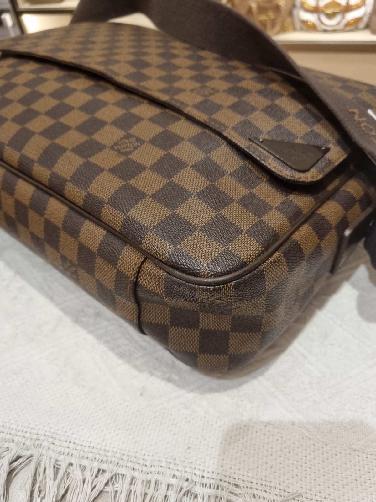 Louis Vuitton Mesenger Dam