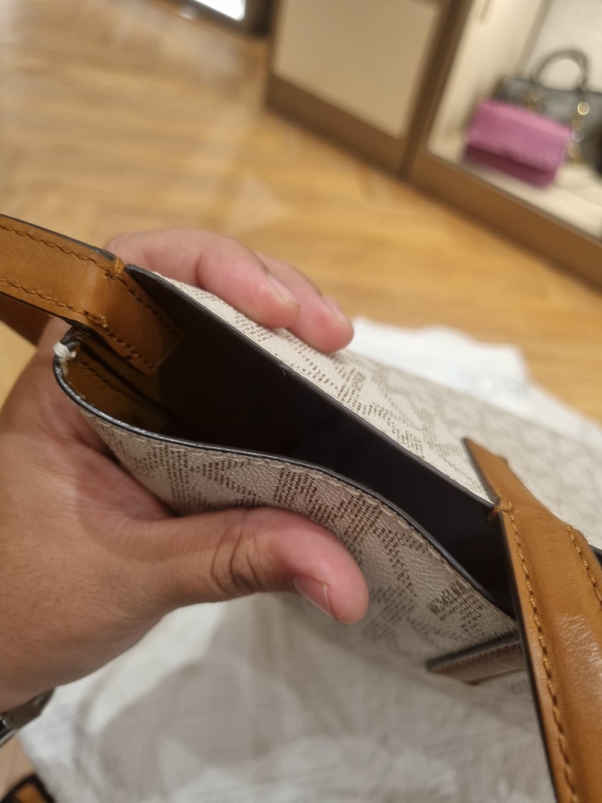 Michael Kors Totebag Vanilla Signature