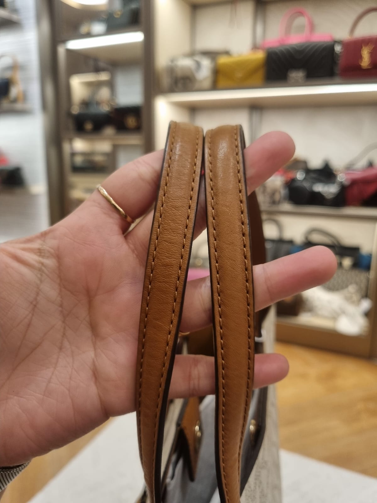 Michael Kors Totebag Vanilla Signature