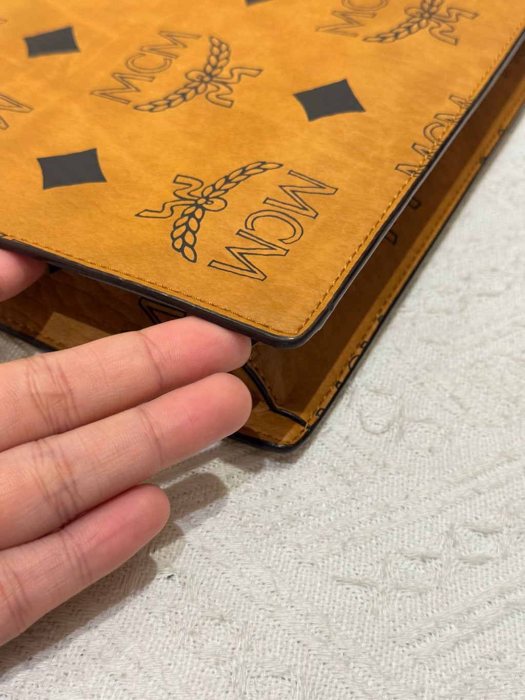 MCM Wrislet Cognac