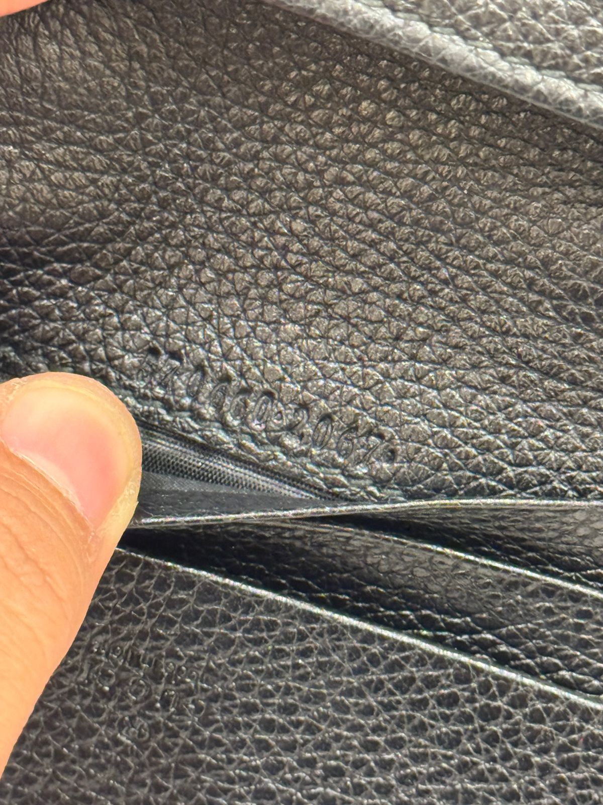Gucci Wallet With Short Chain