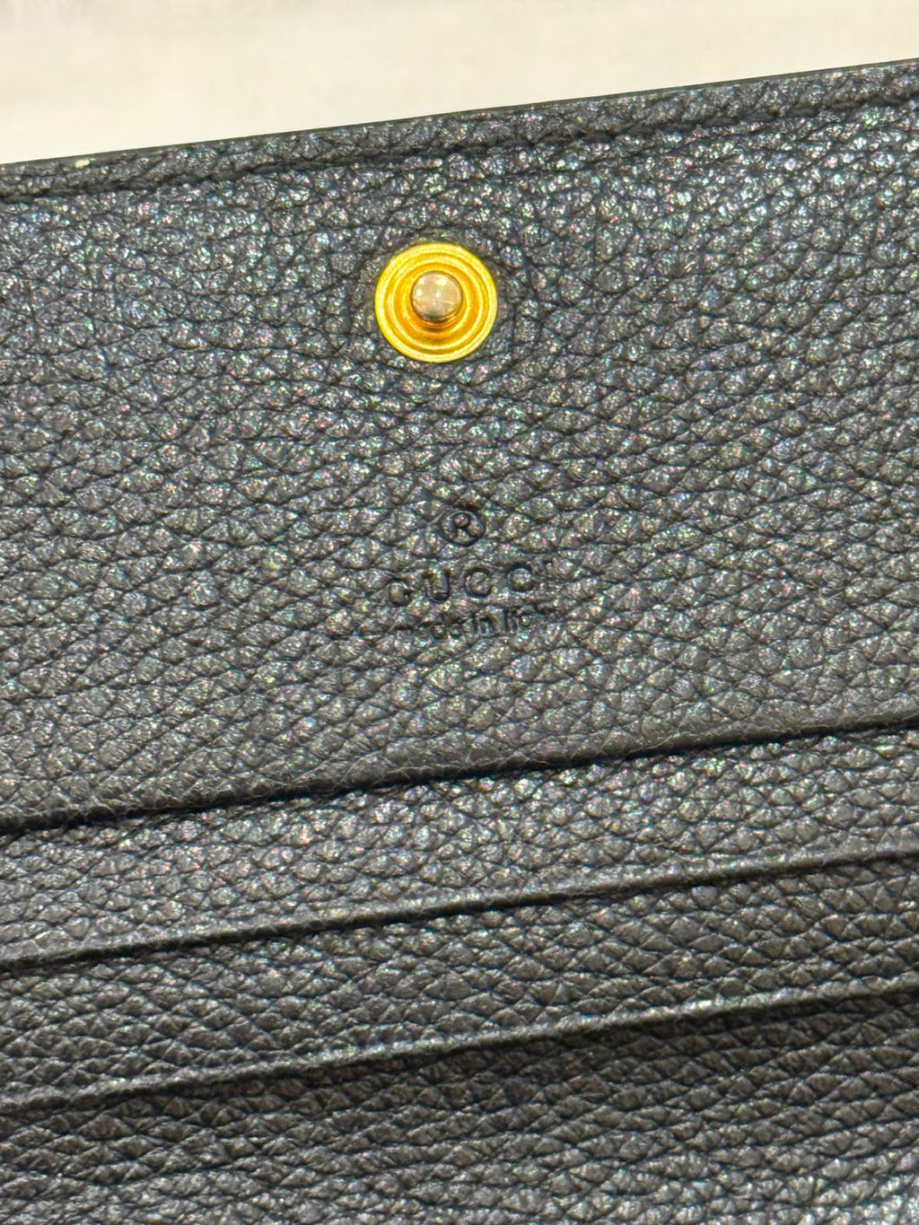 Gucci Wallet With Short Chain